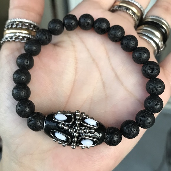 🔴 Men / women Lava rock black & white bracelet - Picture 8 of 9